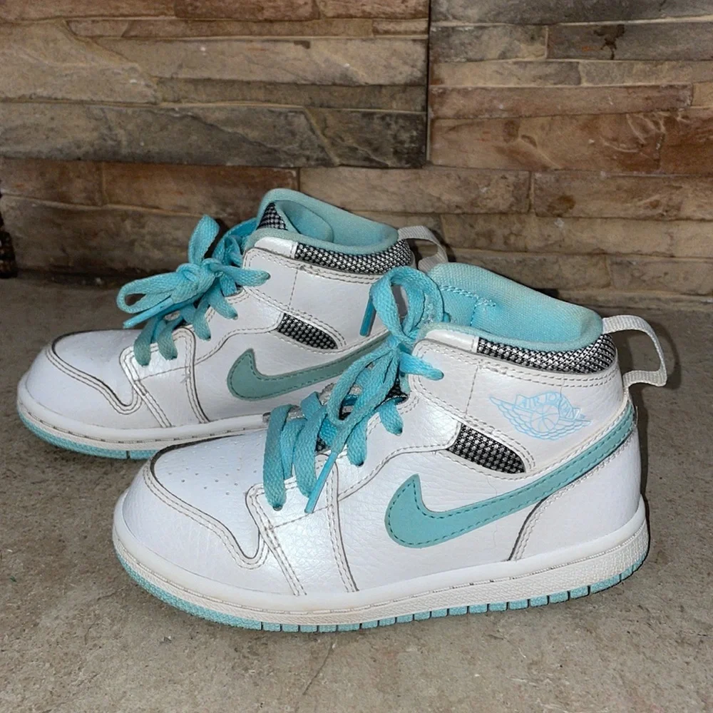 Rare!!2017 Air Jordan 1 Retro High GG 'White Still Blue'